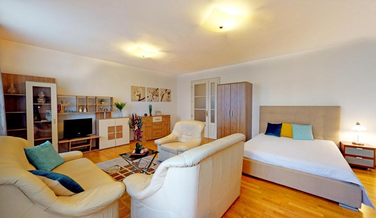 ברטיסלאבה Central Apartmany Biela Street מראה חיצוני תמונה