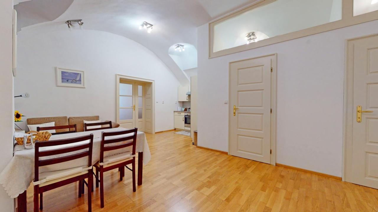 ברטיסלאבה Central Apartmany Biela Street מראה חיצוני תמונה