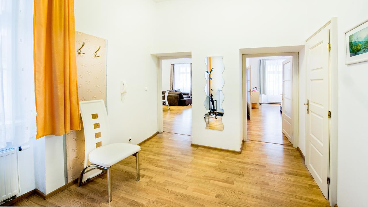 ברטיסלאבה Central Apartmany Biela Street מראה חיצוני תמונה