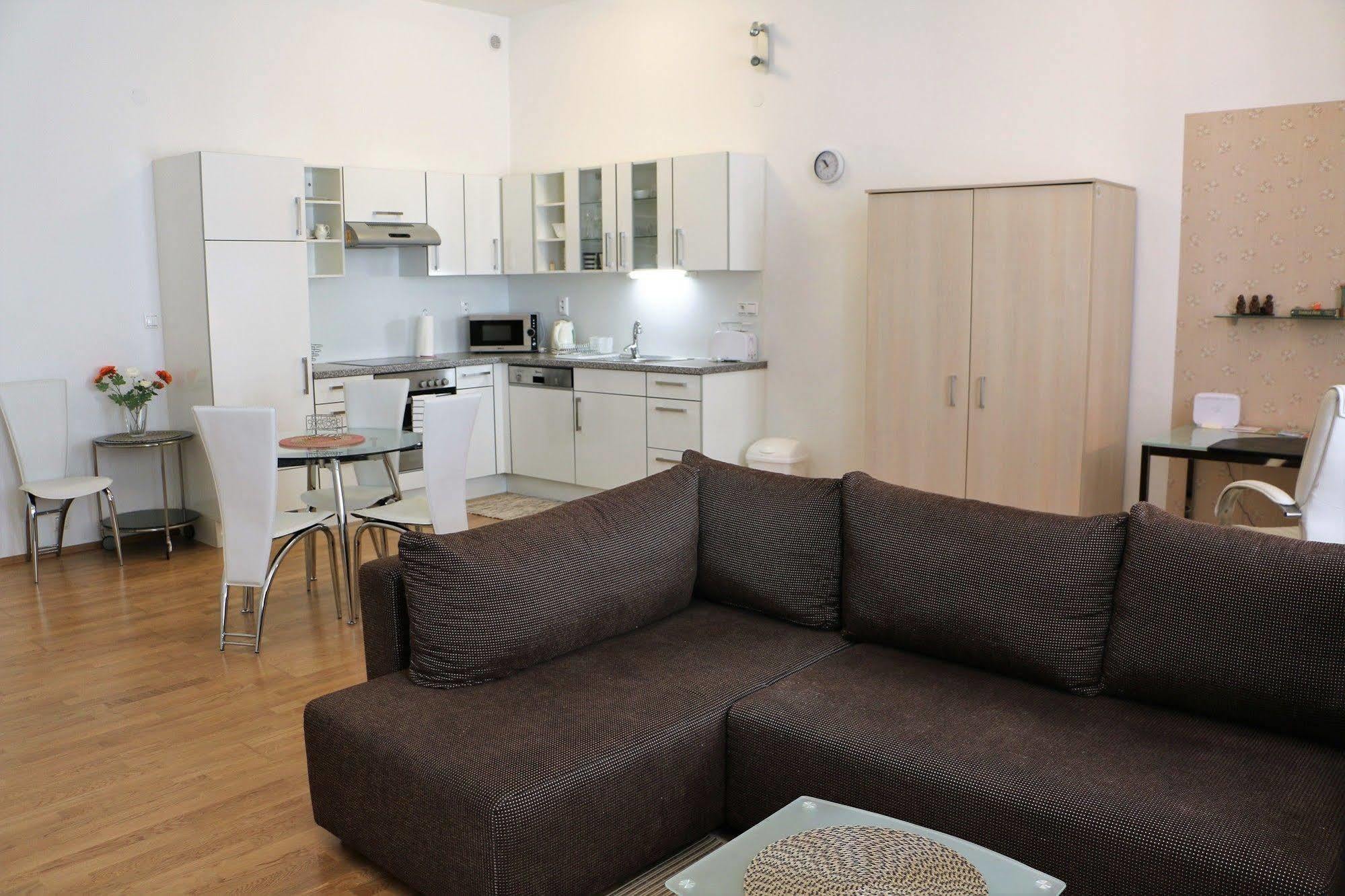 ברטיסלאבה Central Apartmany Biela Street מראה חיצוני תמונה