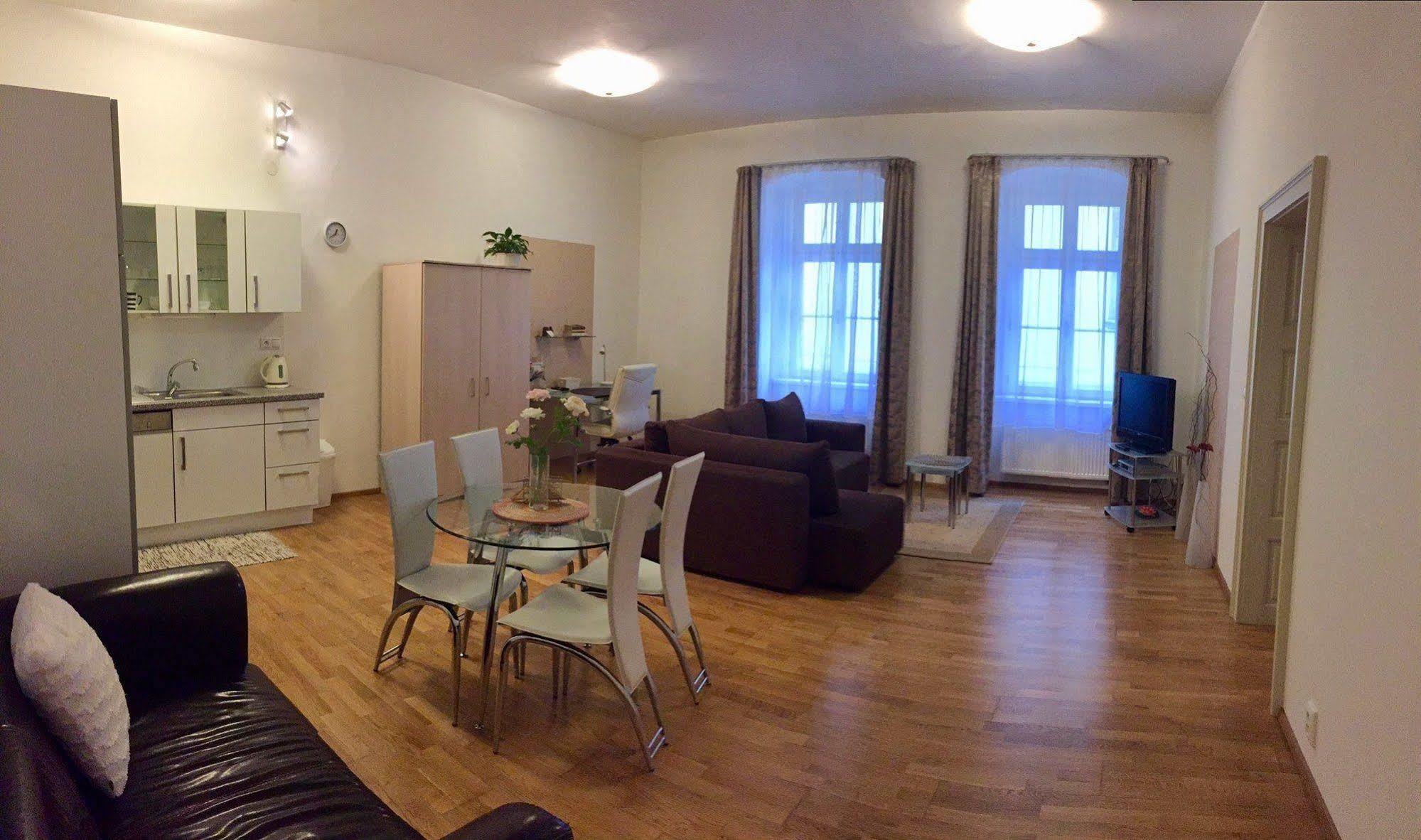 ברטיסלאבה Central Apartmany Biela Street מראה חיצוני תמונה
