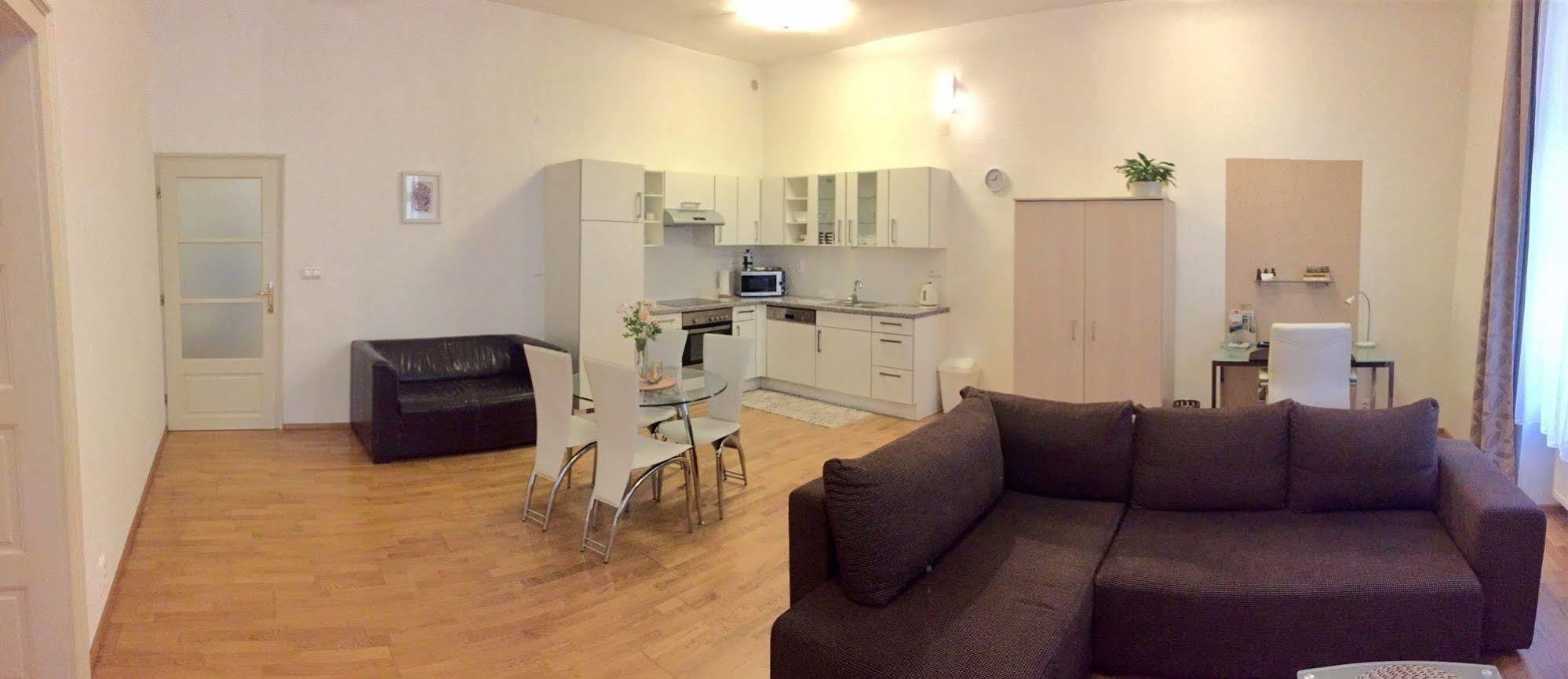 ברטיסלאבה Central Apartmany Biela Street מראה חיצוני תמונה